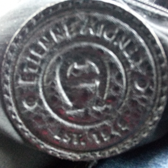 Etienne Aigner Shoulder Bag - Picture 2 of 3